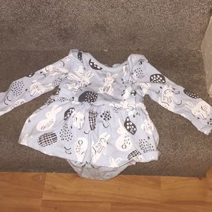 Light blue dress build In shirt with buttons